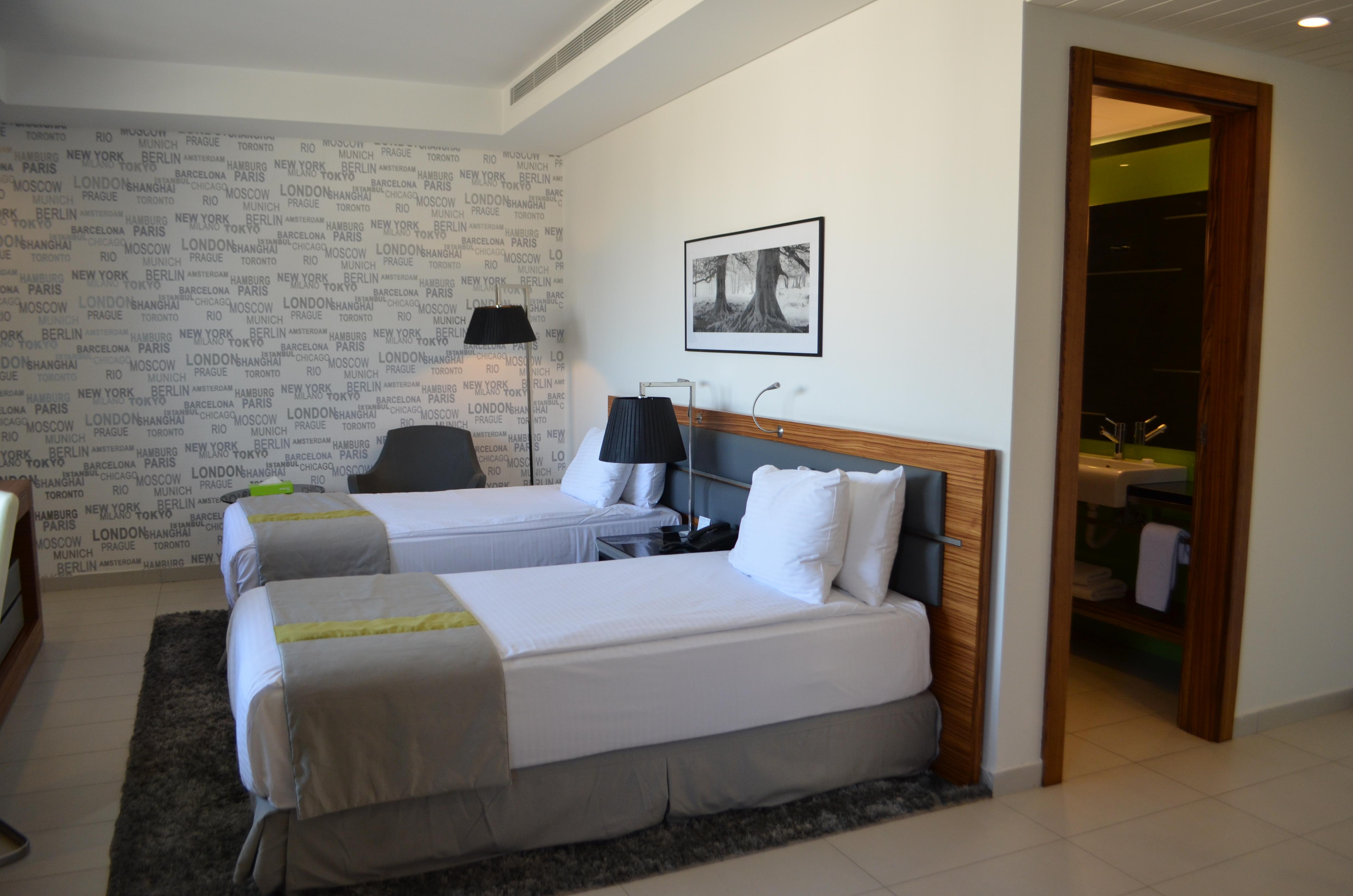 Warwick Stone 55 Hotel Beirut Exterior foto