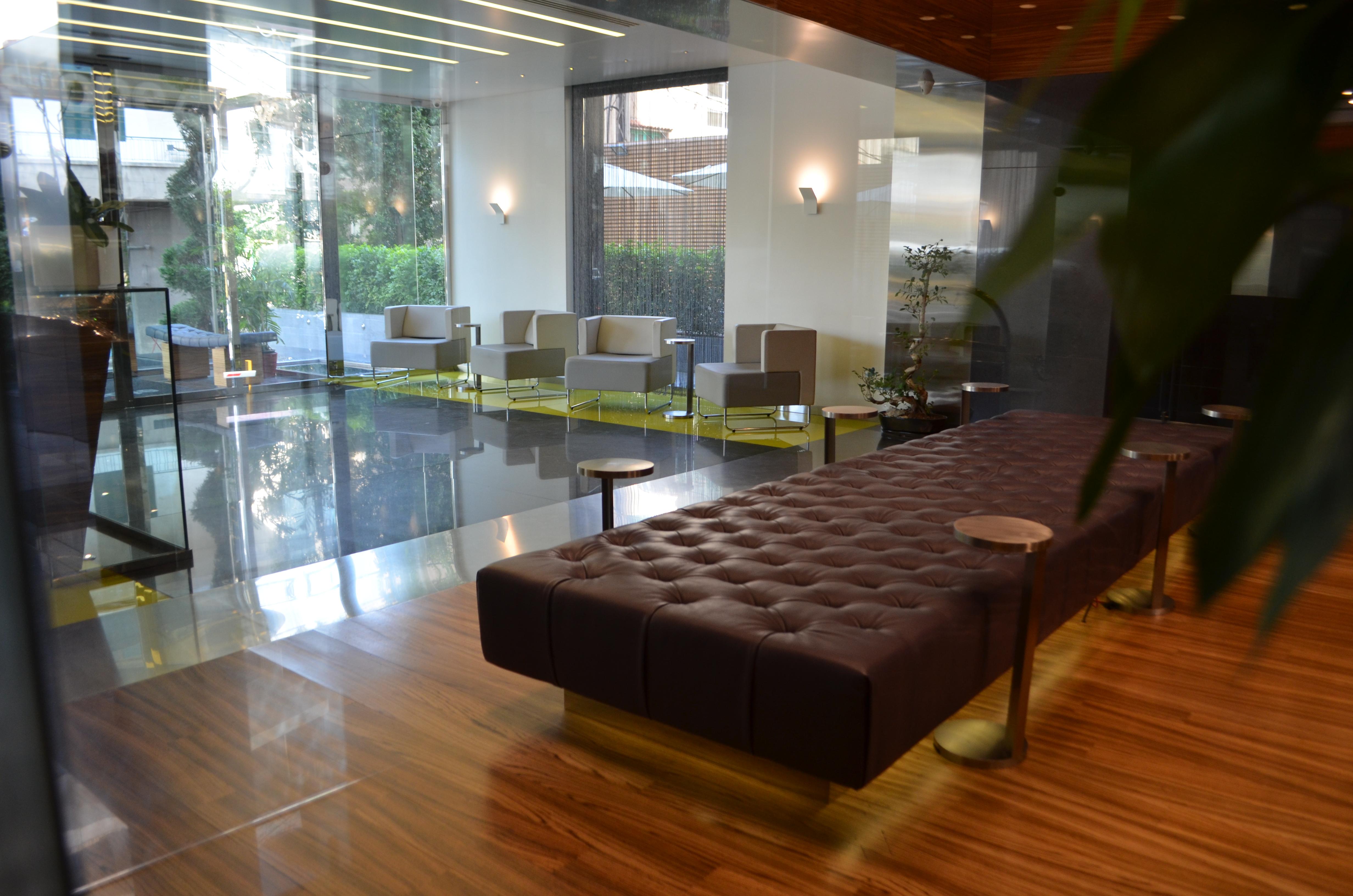 Warwick Stone 55 Hotel Beirut Exterior foto